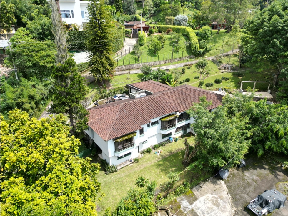 Vendo Casa Para Rentas cortas Envigado Parte baja con piscina — foto 3