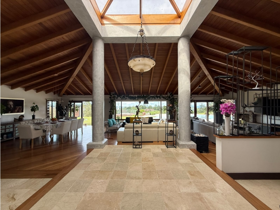 VENTA DE CASA CAMPESTRE EN EL ALTO DEL ESCOBERO — foto 2