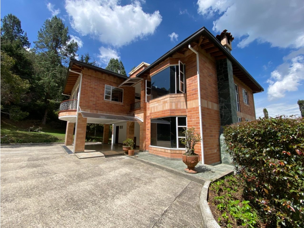 VENTA DE CASA EN Envigado LOMA DE EL ESCOBERO — foto 3