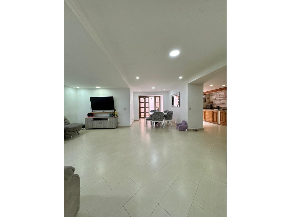 Venta de casa en Sabaneta Loma De San Jose — foto 3
