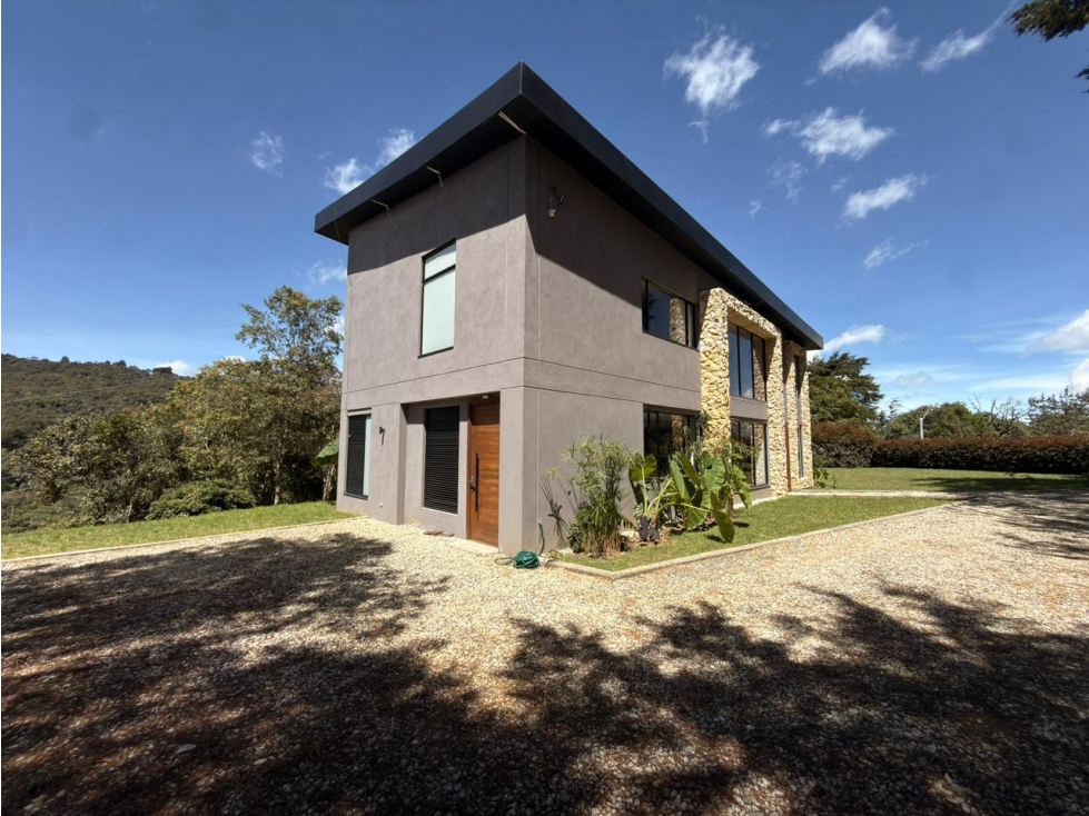 Venta de casa en Santa Elena — foto 2