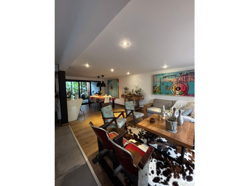VENTA DE CASA EN ENVIGADO, LAS BRUJAS — foto 3
