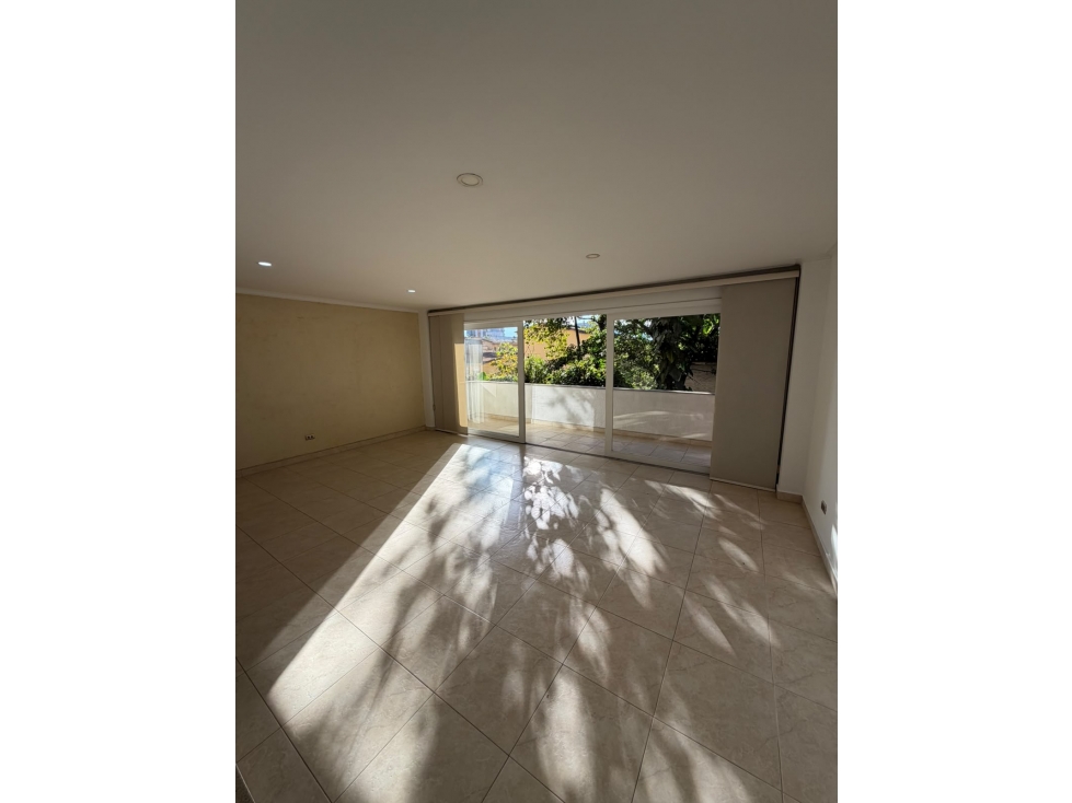 VENTA APARTAMENTO POBLADO CASTROPOL — foto 5