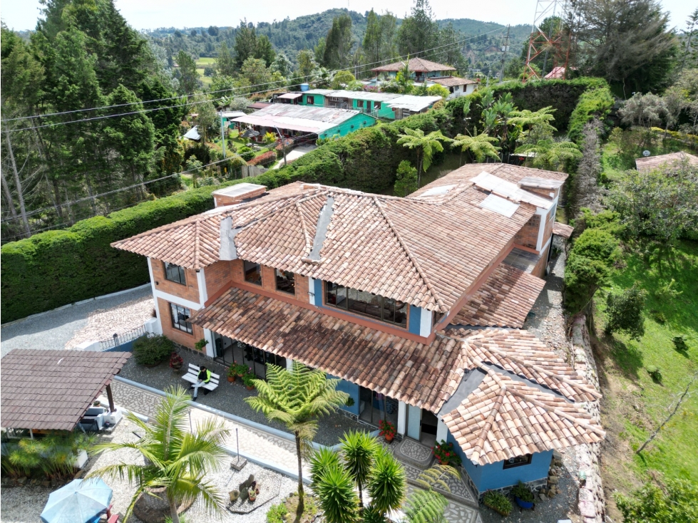 Venta de casa independiente Envigado Loma del Escobero — foto 3