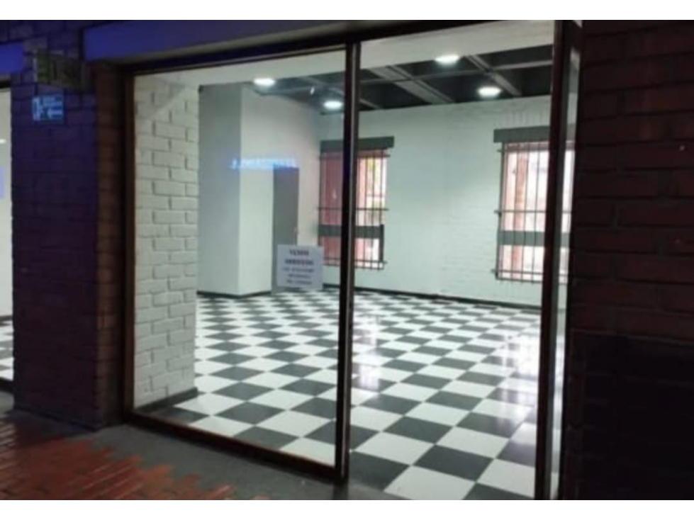 Vendo 2 Locales Comerciales Unidos, en el CC Villa Nueva de Medellín — foto 5