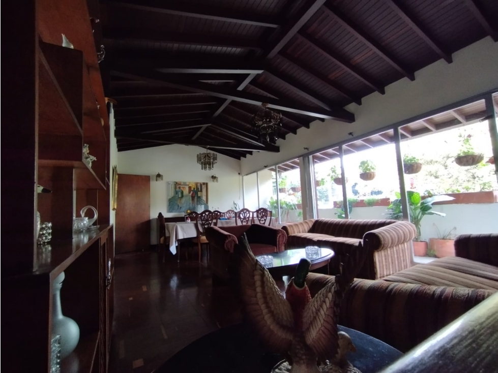 VENDO CASA LOTE MIXTURA MEDIA ALTA AV 33 — foto 4