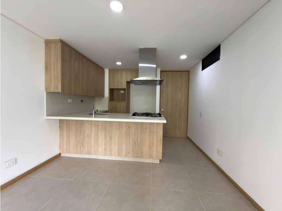 VENTA DE APARTAMENTO POBLADO, LAS PALMAS — foto 3