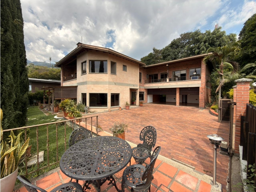 VENDO CASA CAMPESTRE EN ENVIGADO PARTE BAJA — foto 3