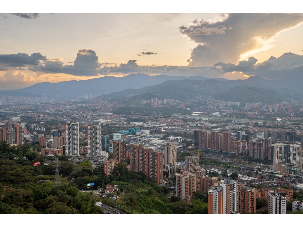 Venta de Apartamento Poblado las Palmas — foto 2