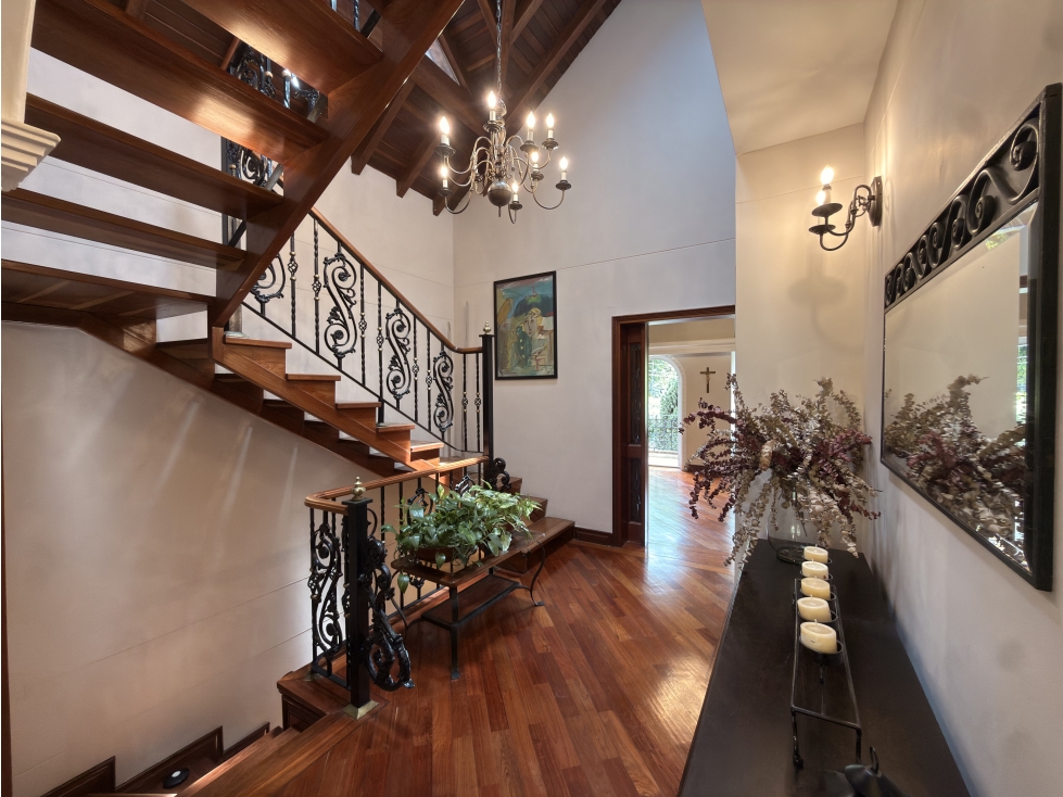 Venta de casa en Envigado Loma del Escobero — foto 3