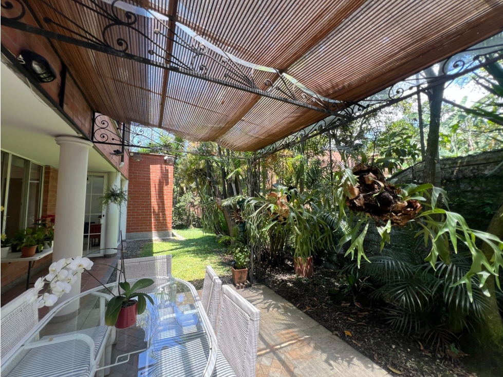 Venta de casa en Envigado, Benedictinos — foto 3