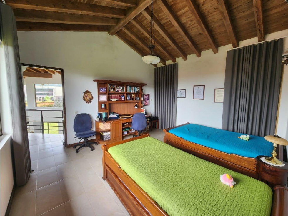 Venta de casa en Envigado Alto Del Escobero - 5
