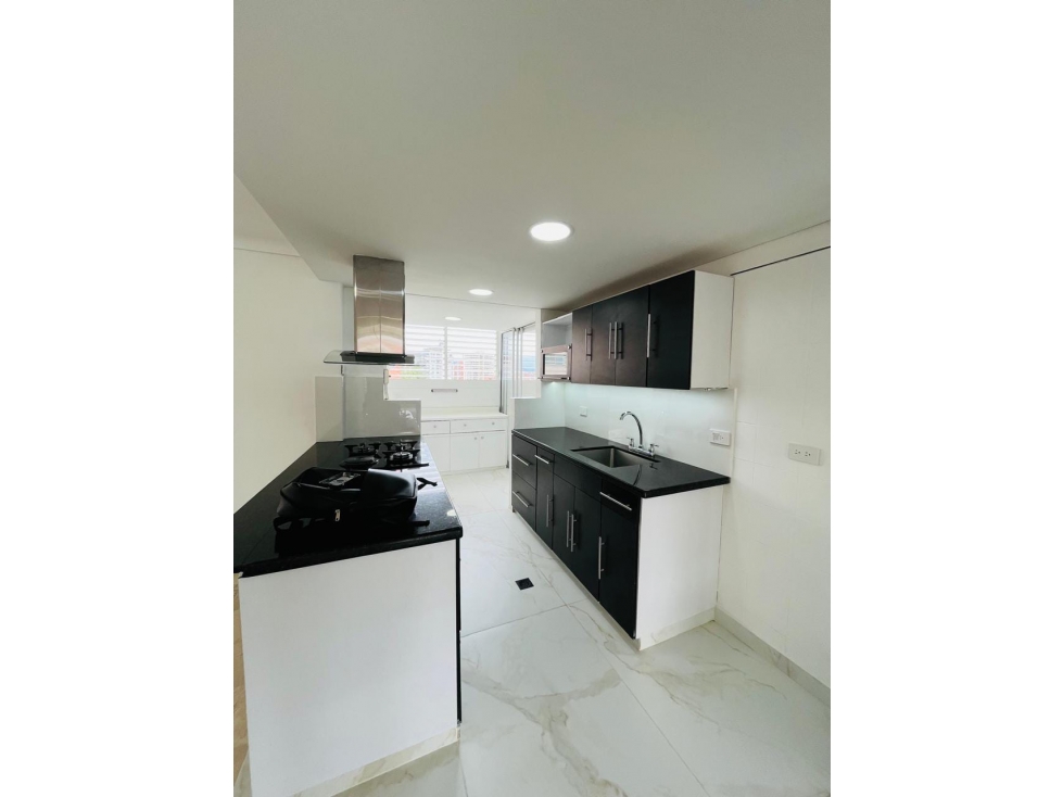 VENTA APARTAMENTO POBLADO LOS PARRA — foto 4