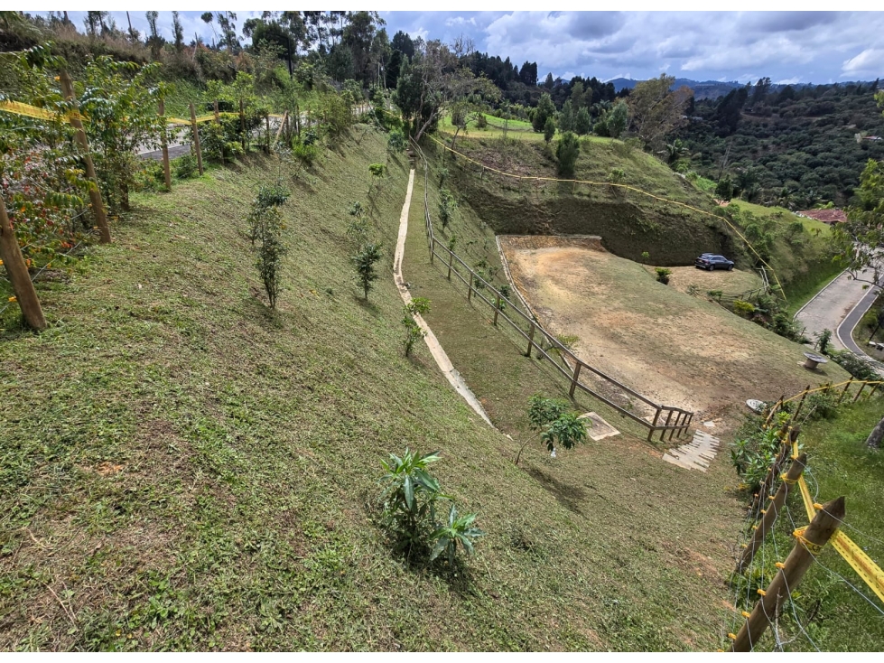 VENTA DE LOTE EN GUARNE