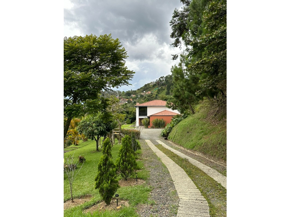 Venta de casa campestre en la Estrella Vereda Tablaza - 4