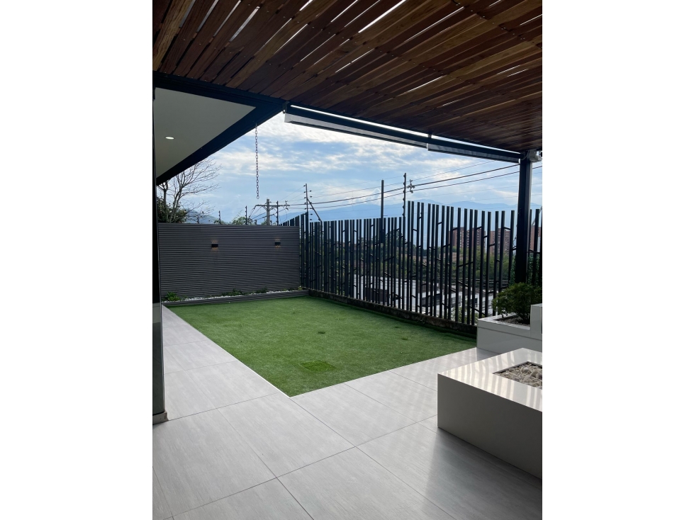 Venta de casa en Envigado sector el atravesado — foto 2