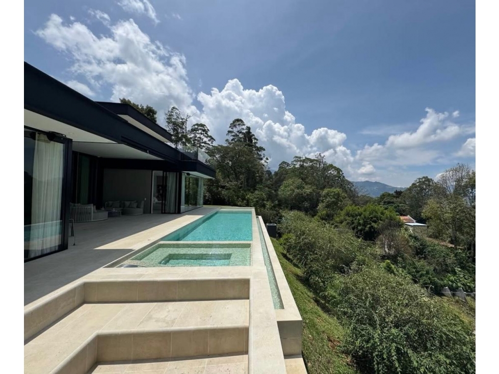 Venta de casa en Poblado los Balsos — foto 2
