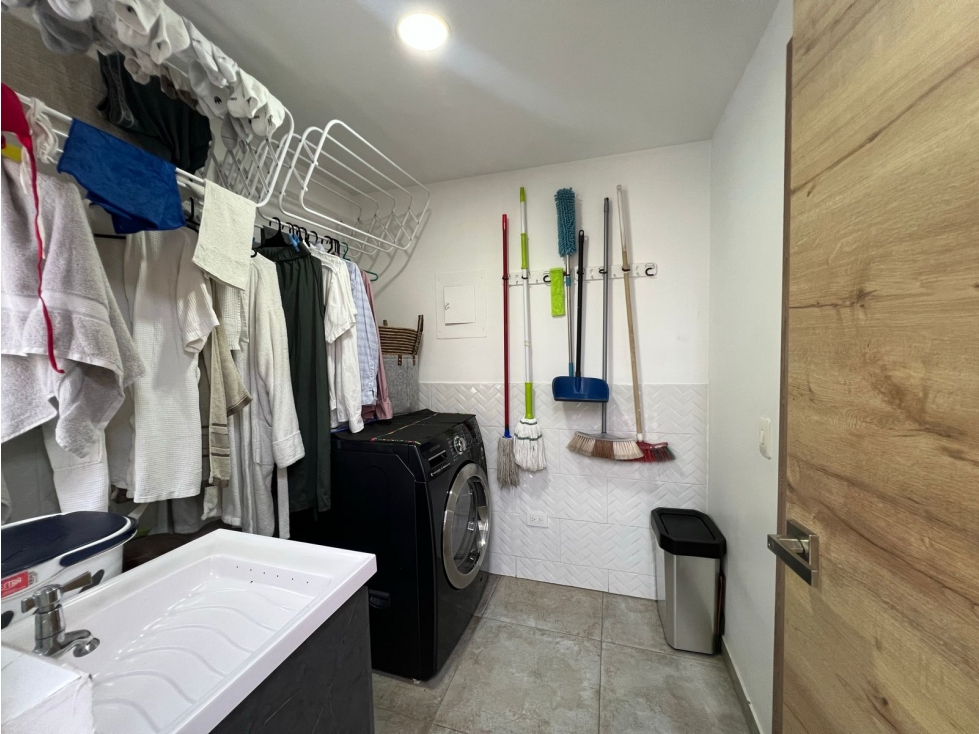 Venta de Apartamento en el poblado, cerca del centro comercial Oviedo — foto 4
