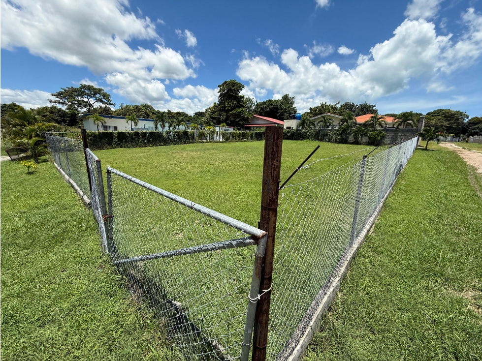 GANGA: TERRENO DE 600 M2 EN ESQUINA EN CORONADO! — foto 2