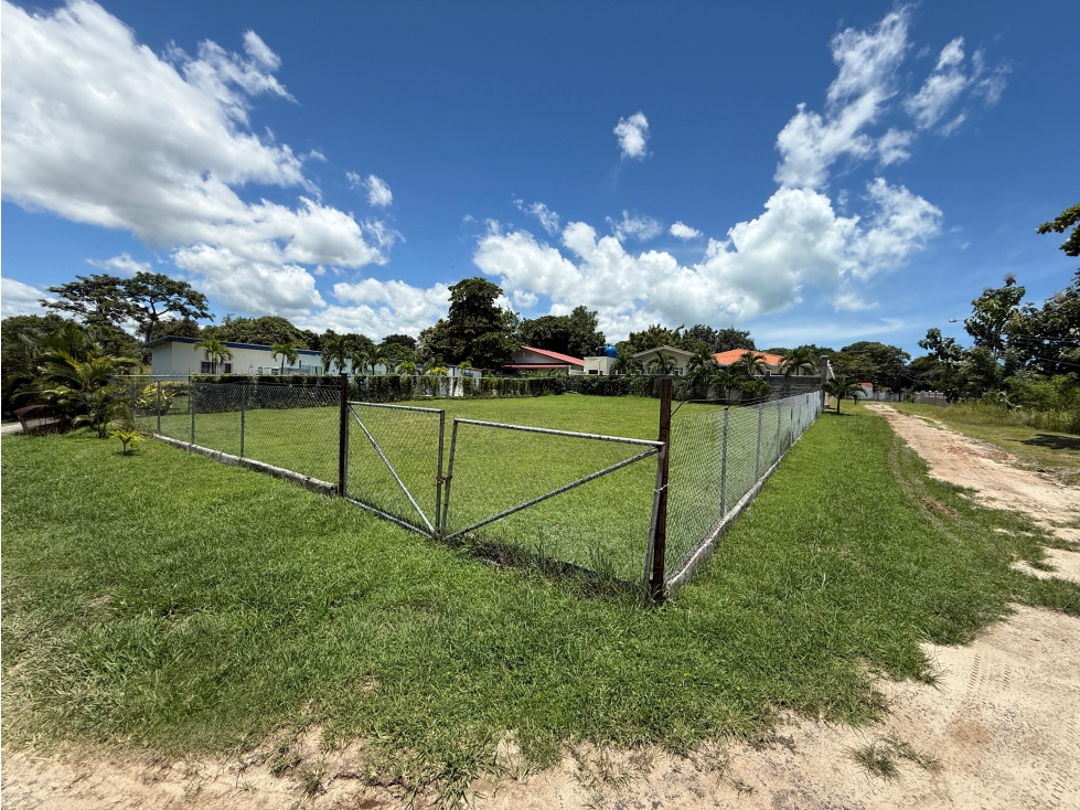 GANGA: TERRENO DE 600 M2 EN ESQUINA EN CORONADO! — foto 4