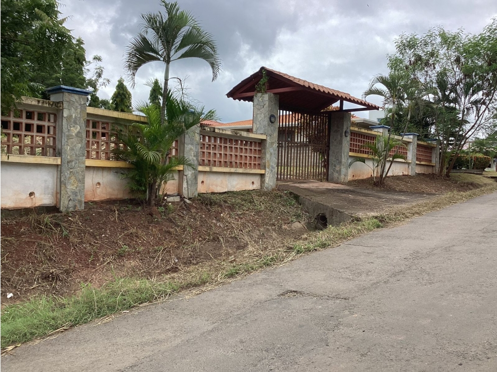 Marejobo, Chitre - Se Vende Lote con Gazebo - 1