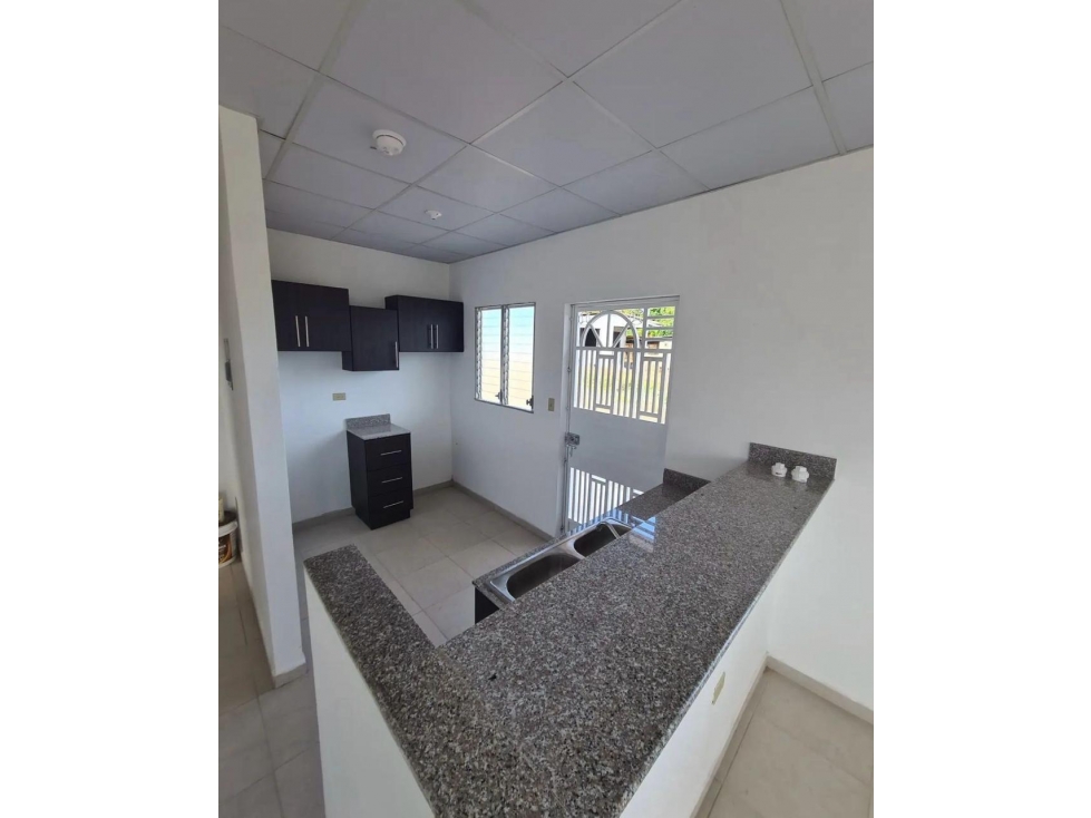 Nueva Casa en Parita, Herrera (enfrente de la Terpel) - 6