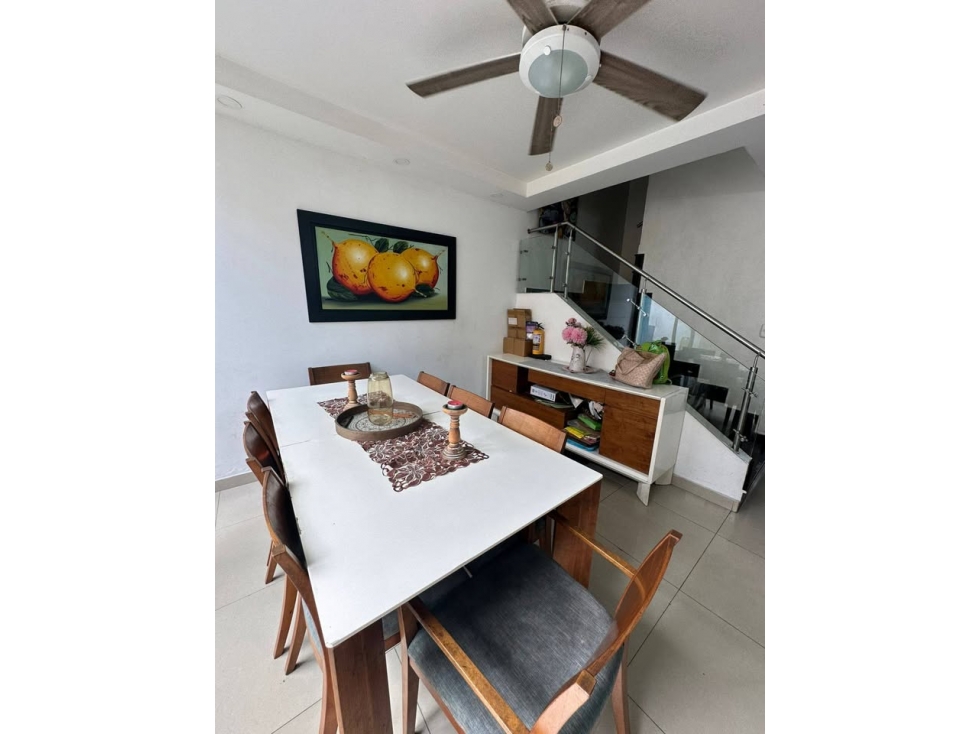 CASA CON PISCINA A LA VENTA SECTOR CEIBA 2 — foto 3
