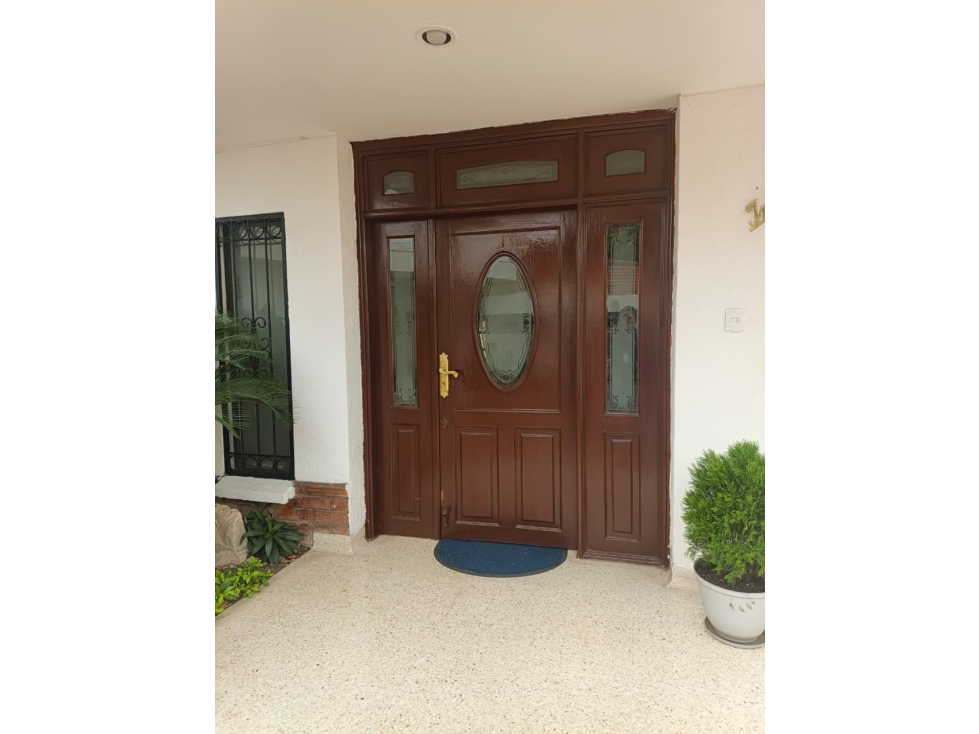 CASA EN VENTA CONDOMINIO EL ROSAL - 2