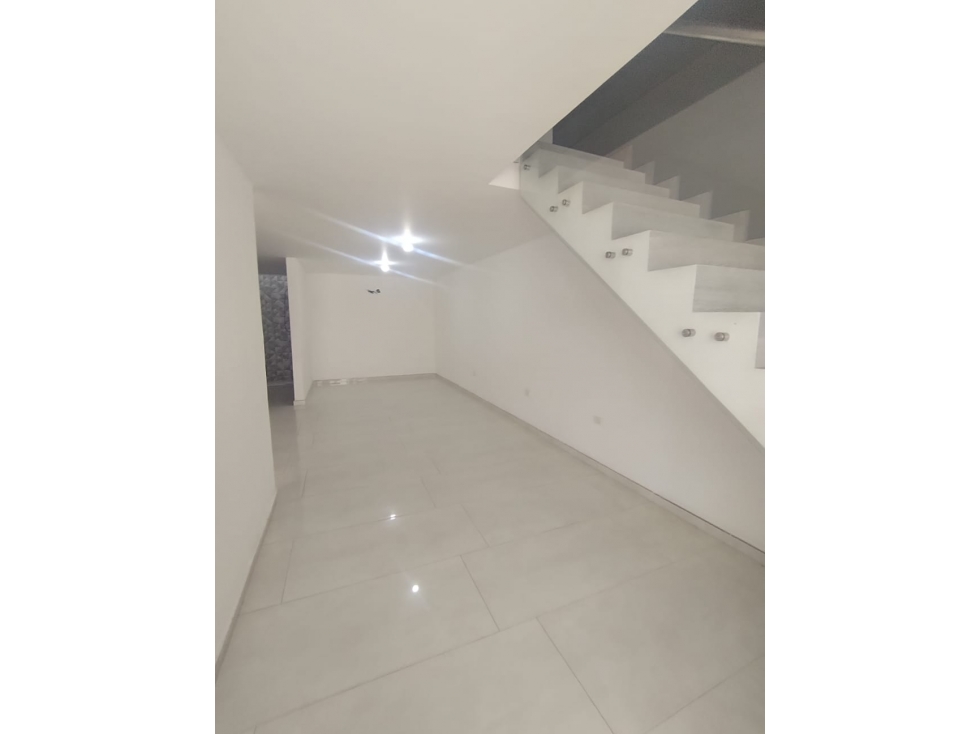 CASA A LA VENTA CIONJUNTO CERRADO SECTOR BOCONO — foto 2