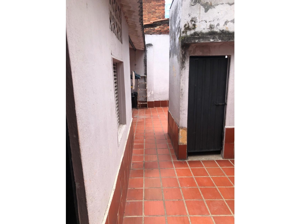 CASA PARA VENTA BARRIO LLERAS - 6