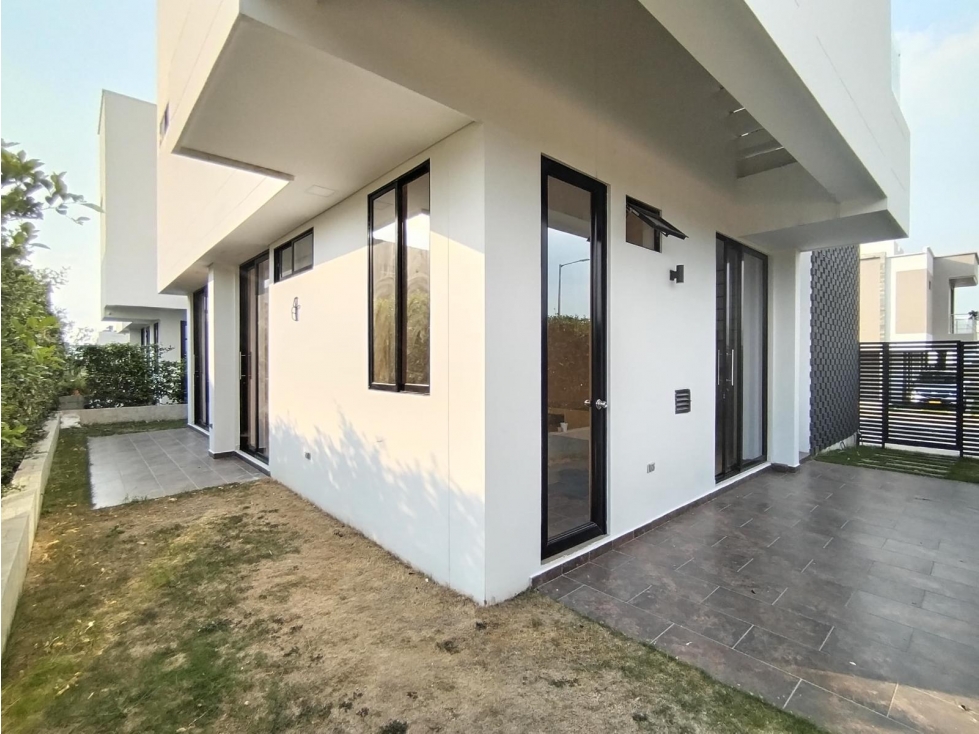 CASA DE LUJO DISPONIBLE PARA LA VENTA Y ARRIENDO SECTOR BOCONO — foto 2