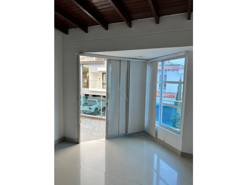 CASA A LA VENTA CONJUNTO RESIDENCIAL AV LIBERTADORES — foto 5