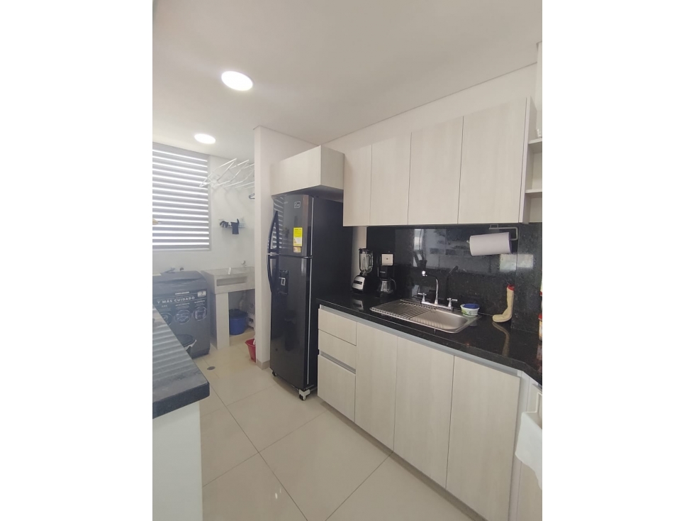 APARTAMENTO AMOBLADO EN RENTA SECTOR LA FLORESTA - 4