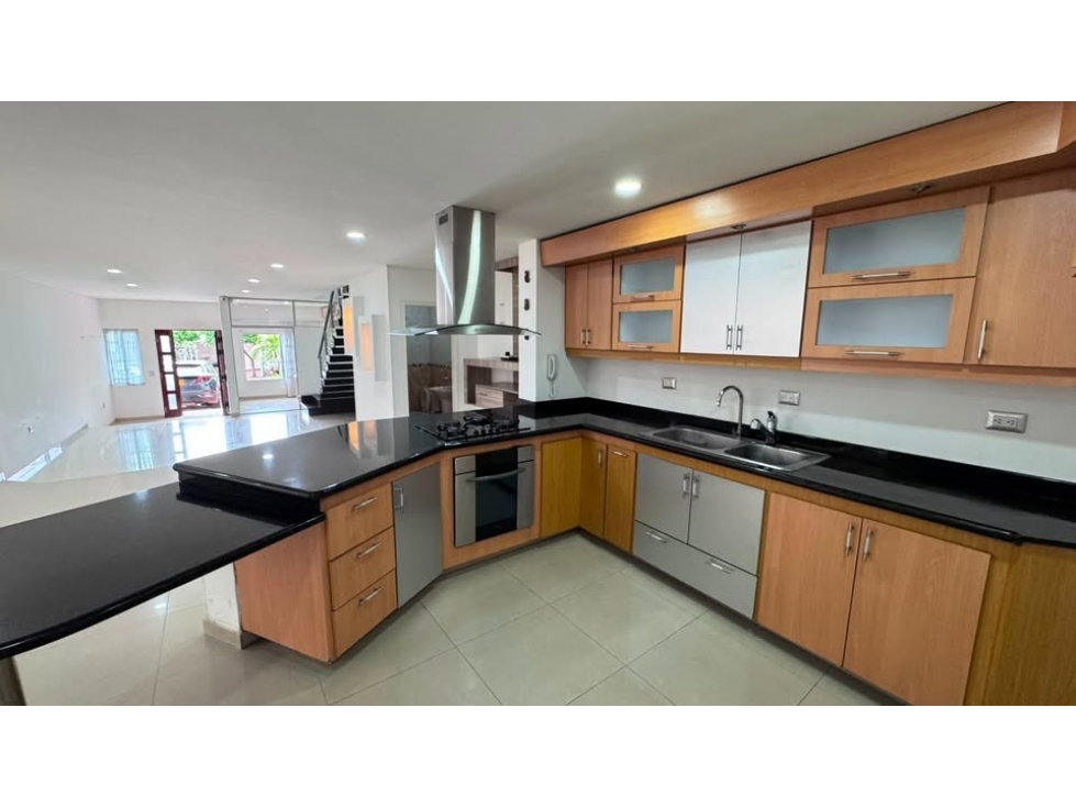CASA A LA VENTA SECTOR CC BOLIVAR CONJUNTO VILLA PARQUE — foto 2