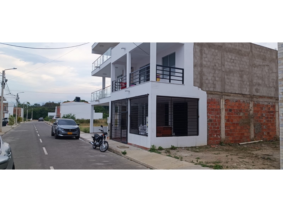 LOTE EN VENTA URBANIZACIÓN LOMITAS VILLA DEL ROSARIO - 2