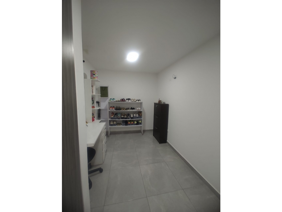 CASA A LA VENTA EN CONJUNTO CERRADO SECTOR DE LA FLORESTA - 5