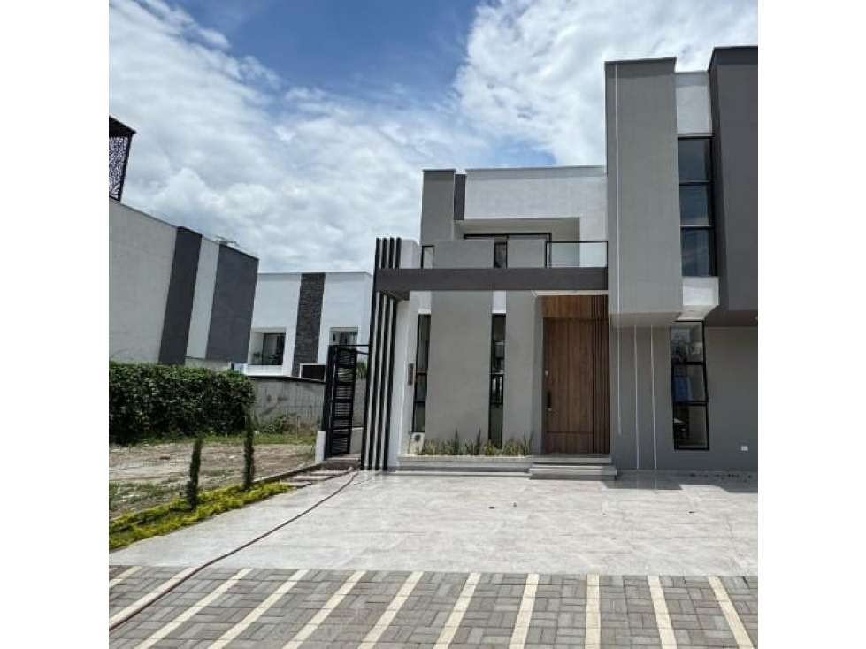 CASA DE LUJO A LA VENTA EN EL SECTOR DE BOCONO