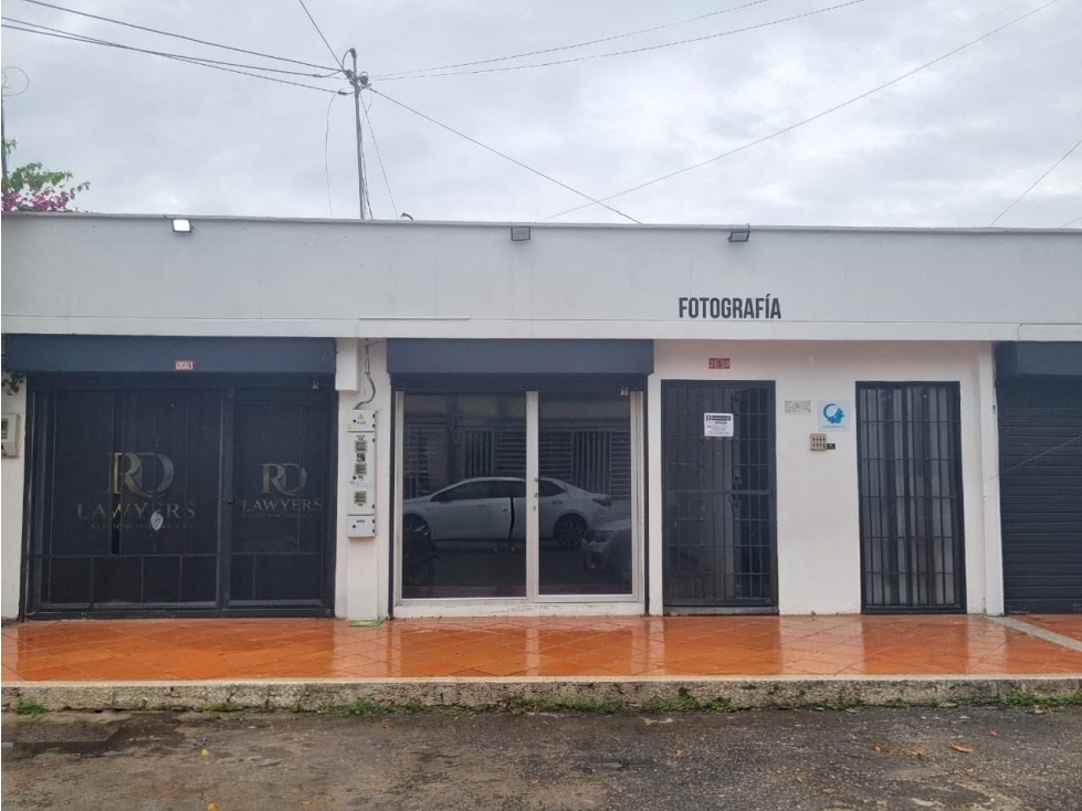 OFICINA EN ARRIENDO BARRIO POPULAR - 1