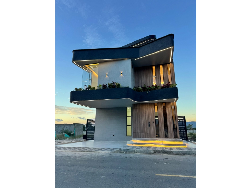 CASA DE LUJO A LA VENTA SECTOR BOCONO