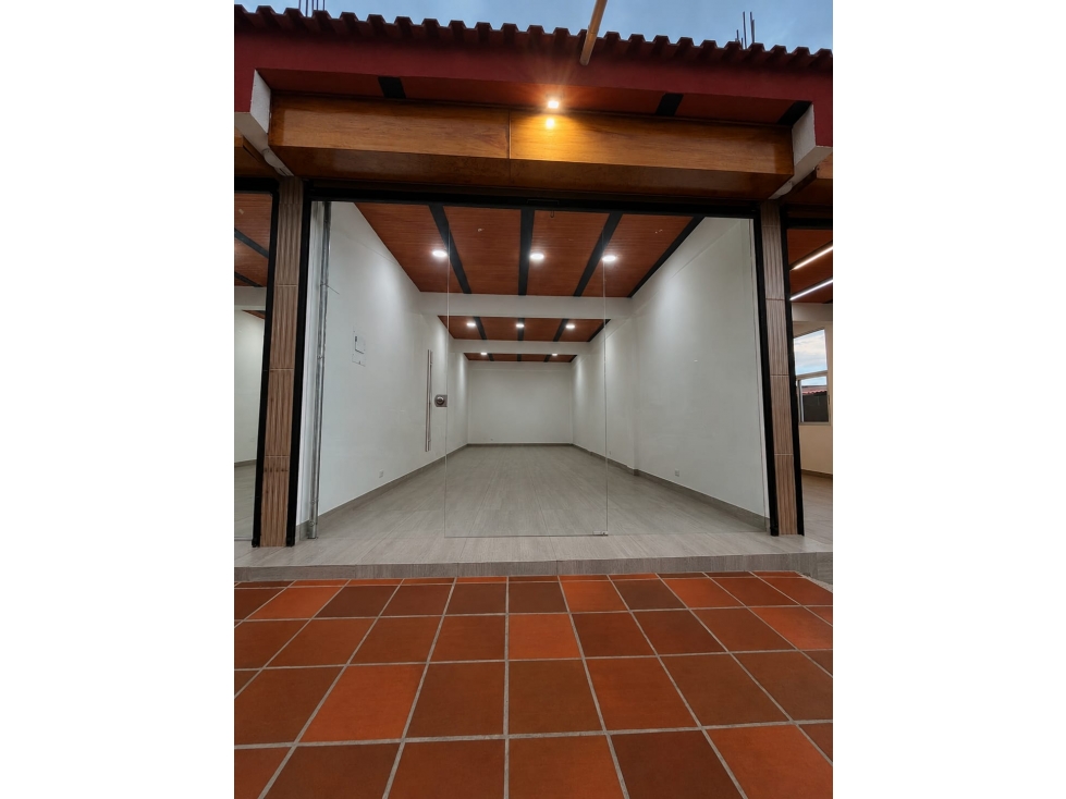 LOCAL EN ARRIENDO EN VILLA DEL ROSARIO - 1