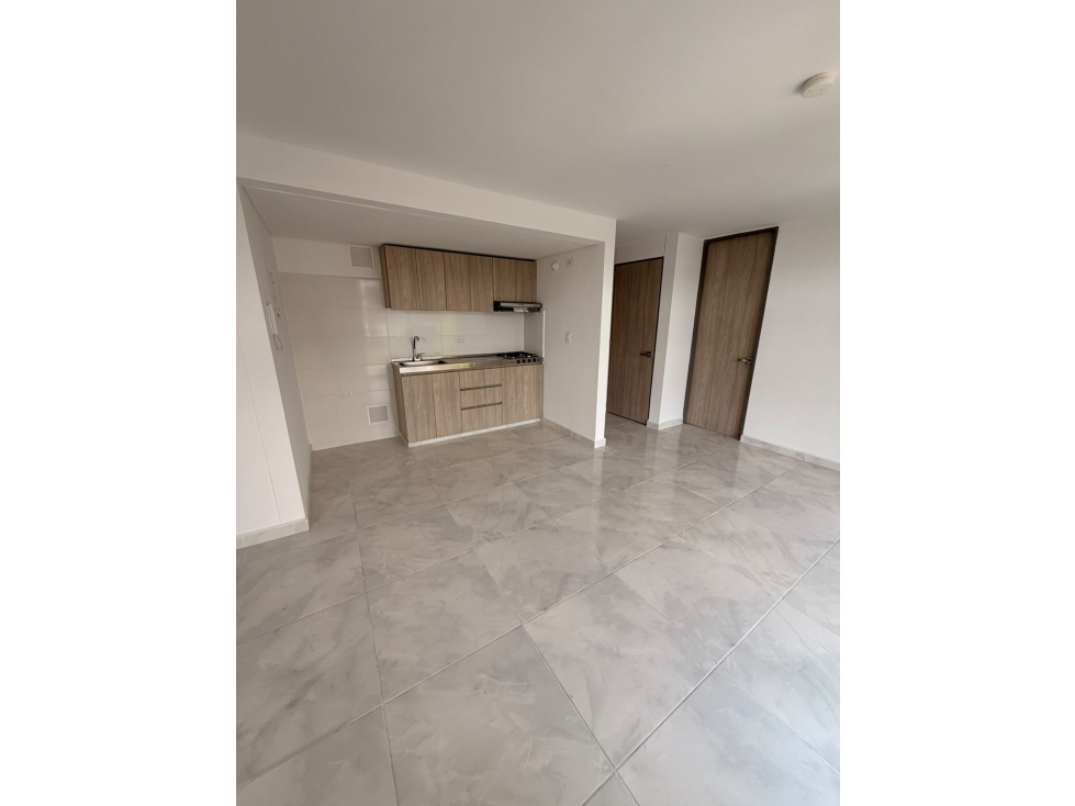 APARTAMENTO EN VENTA CONJUNTO CERRADO PRADOS DEL ESTE — foto 2