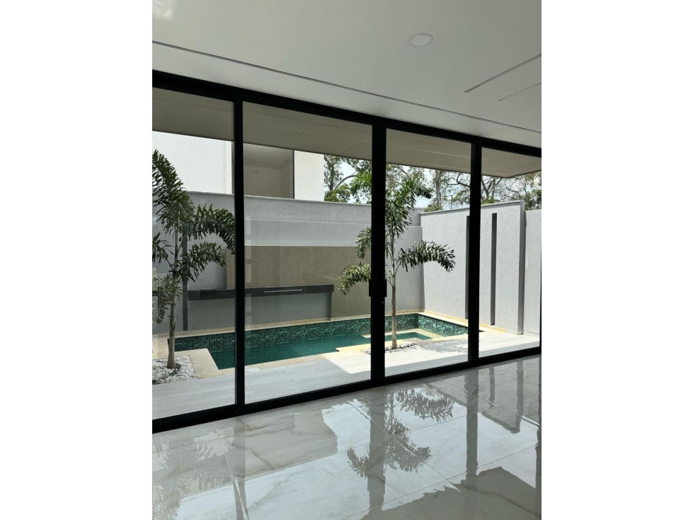 CASA DE LUJO A LA VENTA SECTOR BOCONO — foto 4