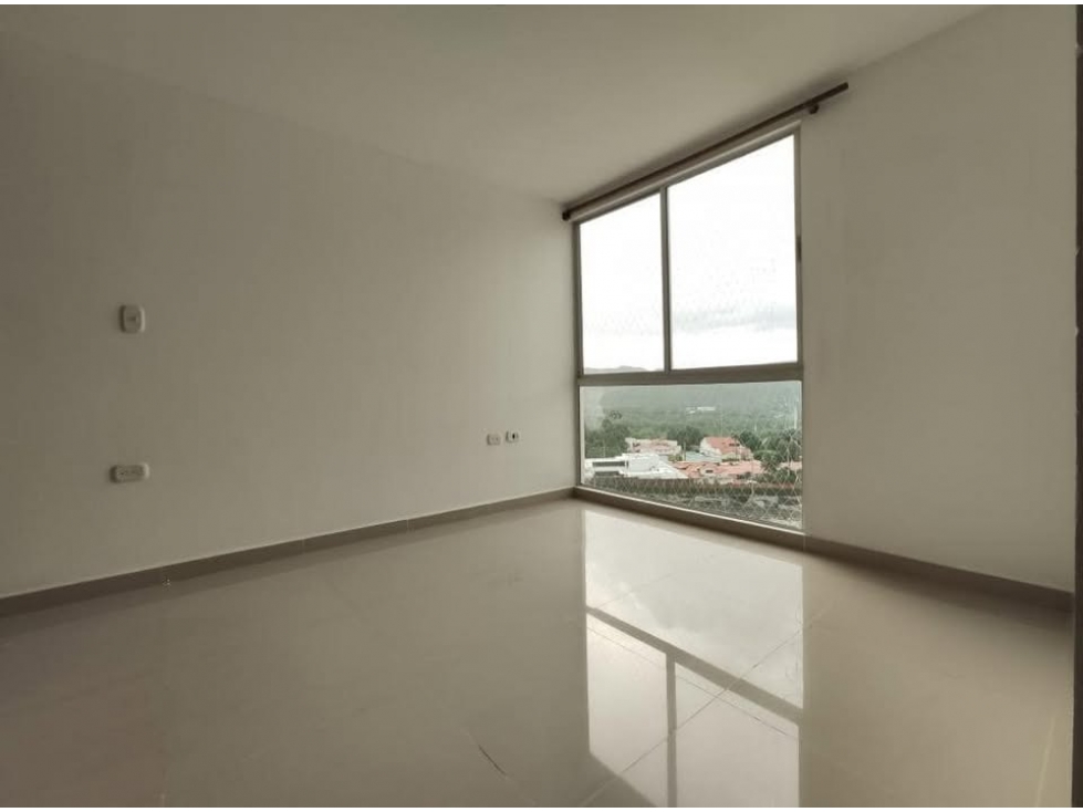 APARTAMENTO DUPLEX EN ARRIENDO CONJUNTO CERRADO LA FLORESTA - 2