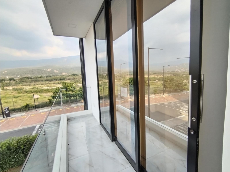CASA DE LUJO DISPONIBLE PARA LA VENTA Y ARRIENDO SECTOR BOCONO — foto 4