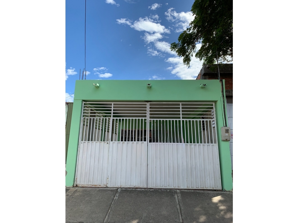 CASA EN VENTA SECTOR COMUNEROS