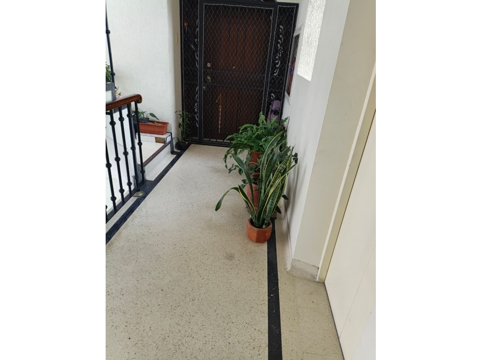 APARTAMENTO EN ARRIENDO EDIFICIO JAZMIN - 2