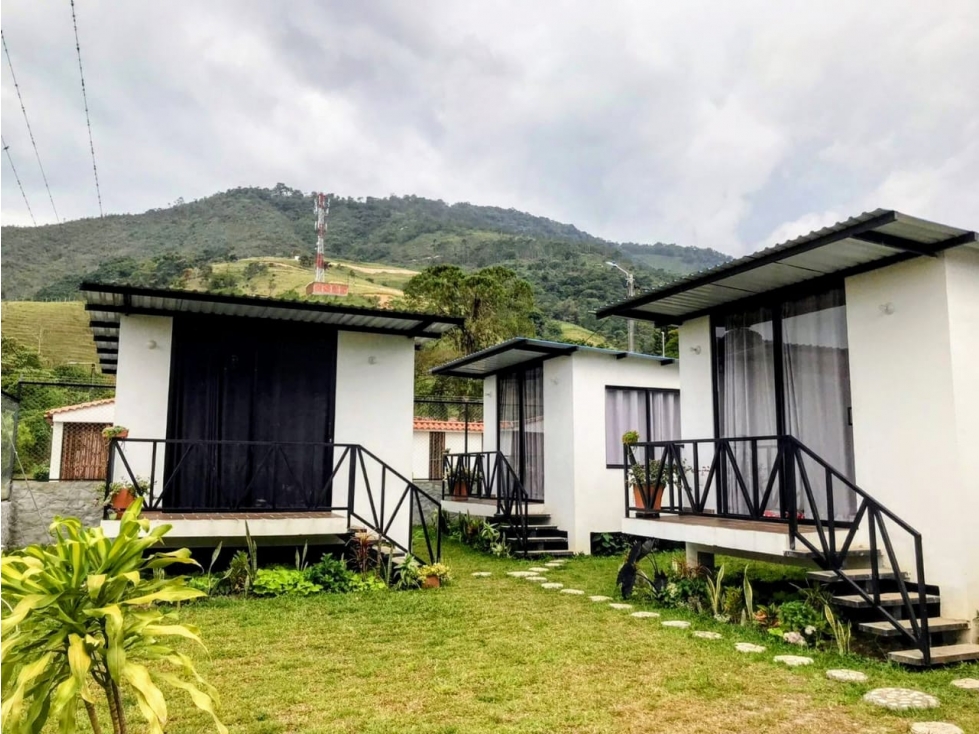 CABAÑA EN VENTA EN CHINACOTA - 3