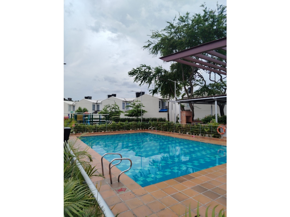 SE VENDE CASA CON ACABADOS DE LUJO EN CONJUNTO CERRADO — foto 3