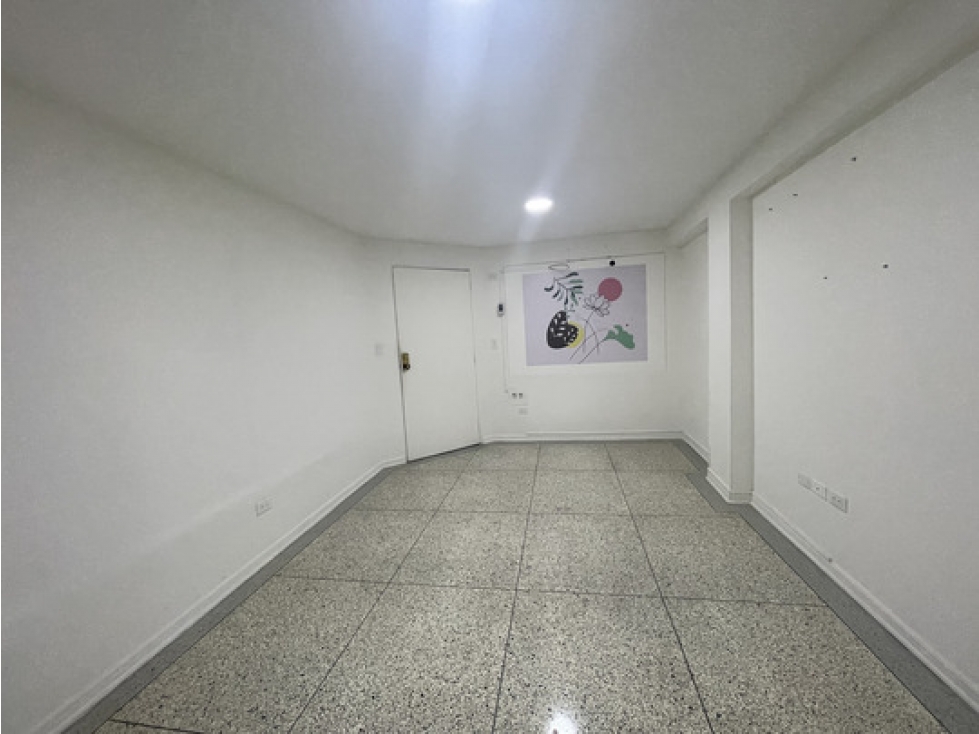 OFICINA EN ARRIENDO EDIFICIO ALCALÁ - 1