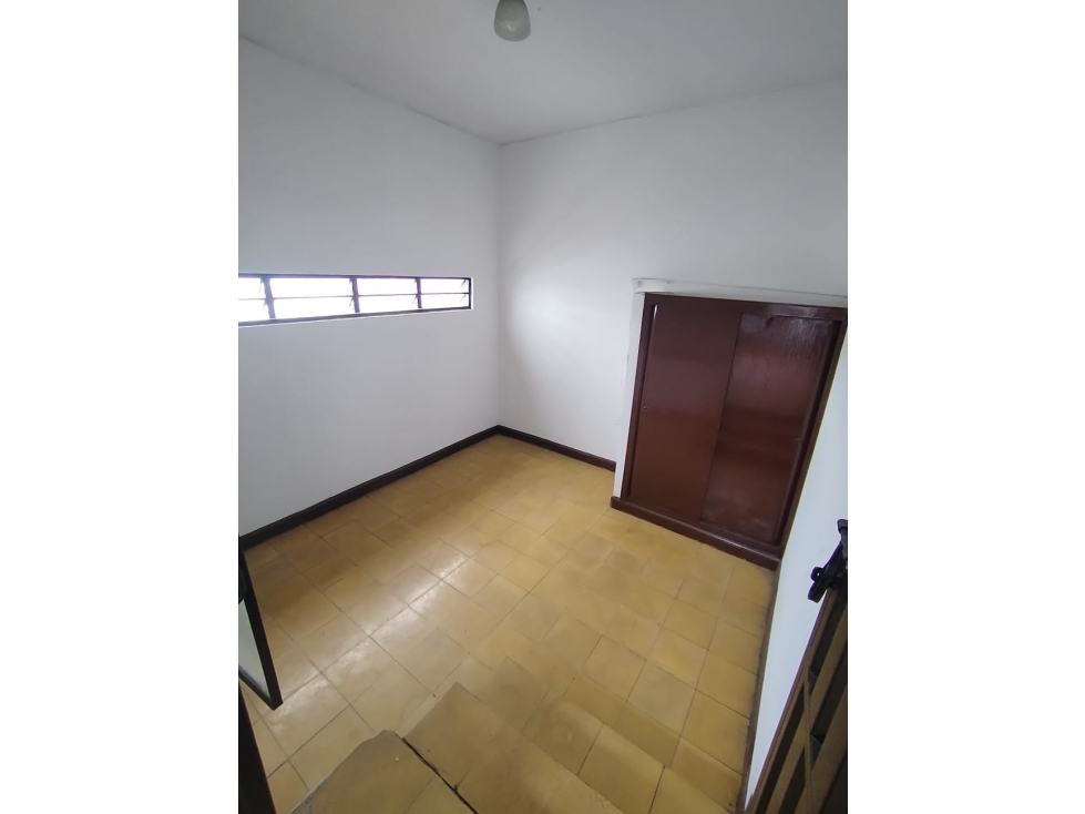 APARTAMENTO EN ARRIENDO BARRIO LLERAS — foto 4